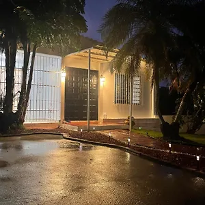 https://borinquen-beach-house.greaterantilleshotels.net
