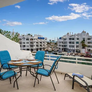 https://apartment-puerto-benalmadena.1costadelsol.com